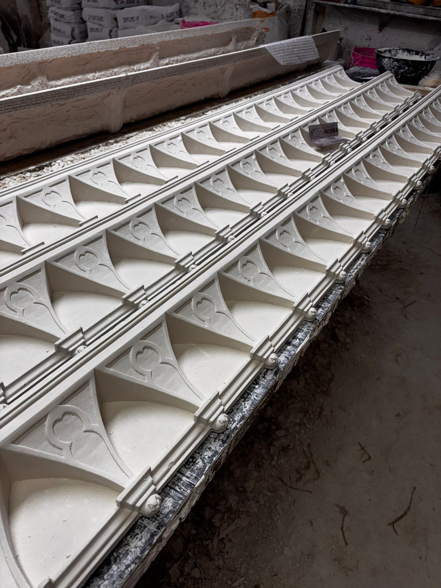 Holloway Gothic Cornice